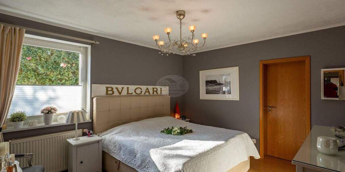 Mehrfamilienhaus, Wohnhaus Husum - 6 Zimmer, 231 m&sup2;, 444.900&euro; | Angebot:25661782