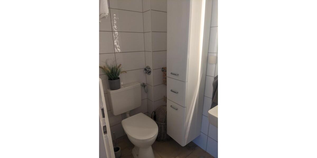Etagenwohnung Hannover Vahrenwald-List - 2 Zimmer, 72 m&sup2;, 1.165&euro; | Angebot:25639005