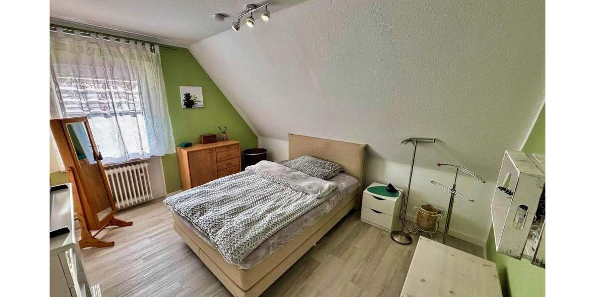 Einfamilienhaus Isernhagen Altwarmbüchen - 5 Zimmer, 192 m&sup2;, 599.000&euro; | Angebot:25672298