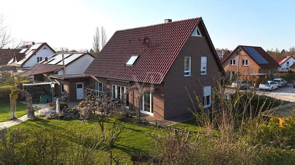 Einfamilienhaus Springe / Eldagsen Eldagsen - 6 Zimmer, 151 m&sup2;, 450.000&euro; | Angebot:25668522