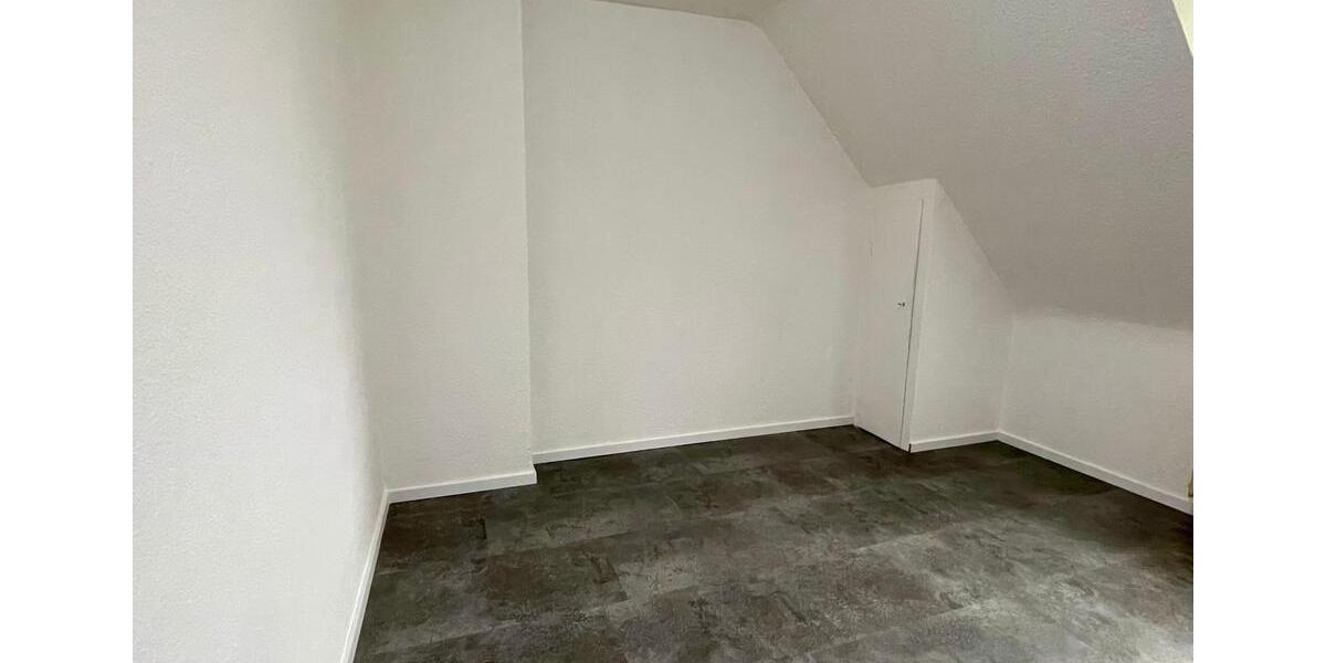 Dachgeschoßwohnung Hannover Vahrenwald-List - 2 Zimmer, 55 m&sup2;, 650&euro; | Angebot:26459696