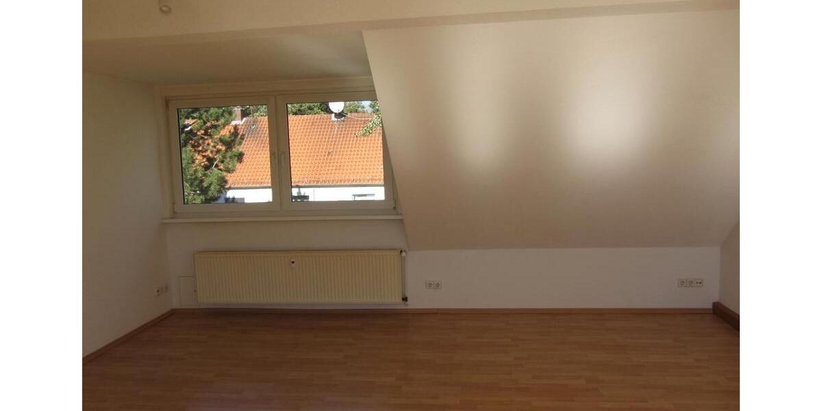 Dachgeschoßwohnung Hannover Buchholz-Kleefeld - 2 Zimmer, 67 m&sup2;, 170.000&euro; | Angebot:27463558