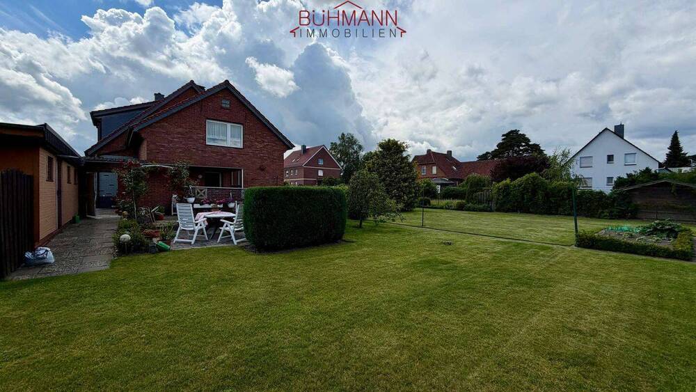 Mehrfamilienhaus, Wohnhaus Wunstorf Großenheidorn - 8 Zimmer, 260 m&sup2;, 429.000&euro; | Angebot:26851284