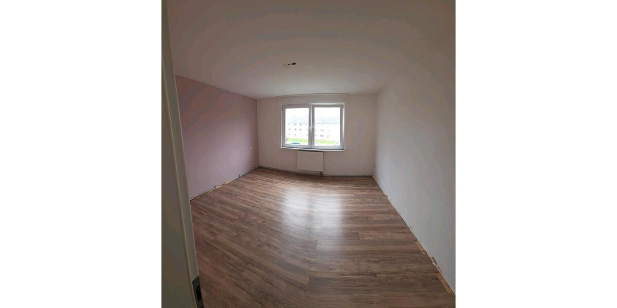 Etagenwohnung Lindhorst - 3 Zimmer, 74 m&sup2;, 700&euro; | Angebot:25012415