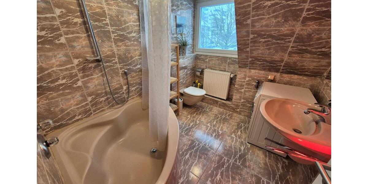 Etagenwohnung Hannover Buchholz-Kleefeld - 4 Zimmer, 117 m&sup2;, 1.550&euro; | Angebot:24812703