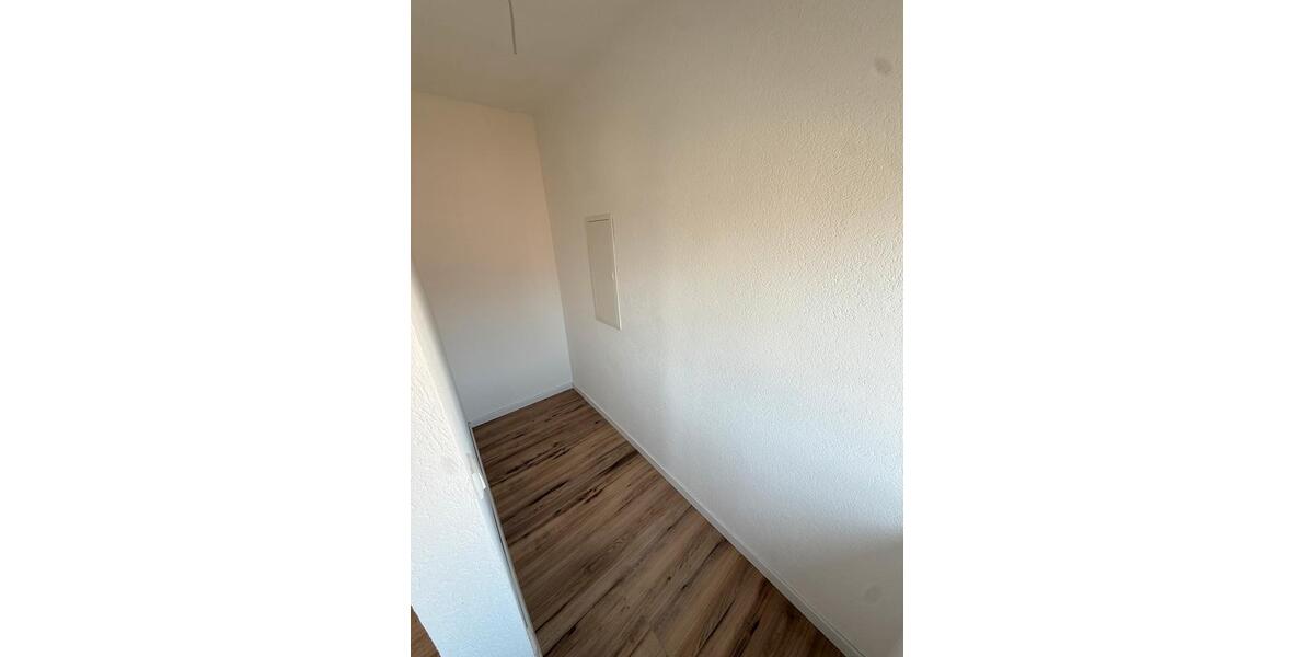 Dachgeschoßwohnung Stadthagen - 4 Zimmer, 86 m&sup2;, 900&euro; | Angebot:25715044