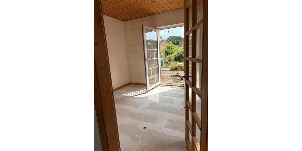 Einfamilienhaus Nordsehl - 8 Zimmer, 180 m&sup2;, 188.000&euro; | Angebot:26987998
