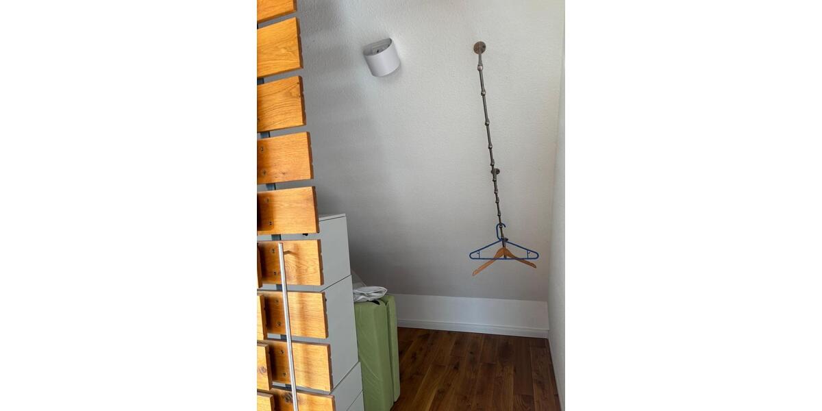 Dachgeschoßwohnung Hemmingen - 2 Zimmer, 70 m&sup2;, 600&euro; | Angebot:25944715