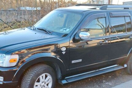 Ford Explorer 150.000 km 9.500 &euro; Seelze 30926