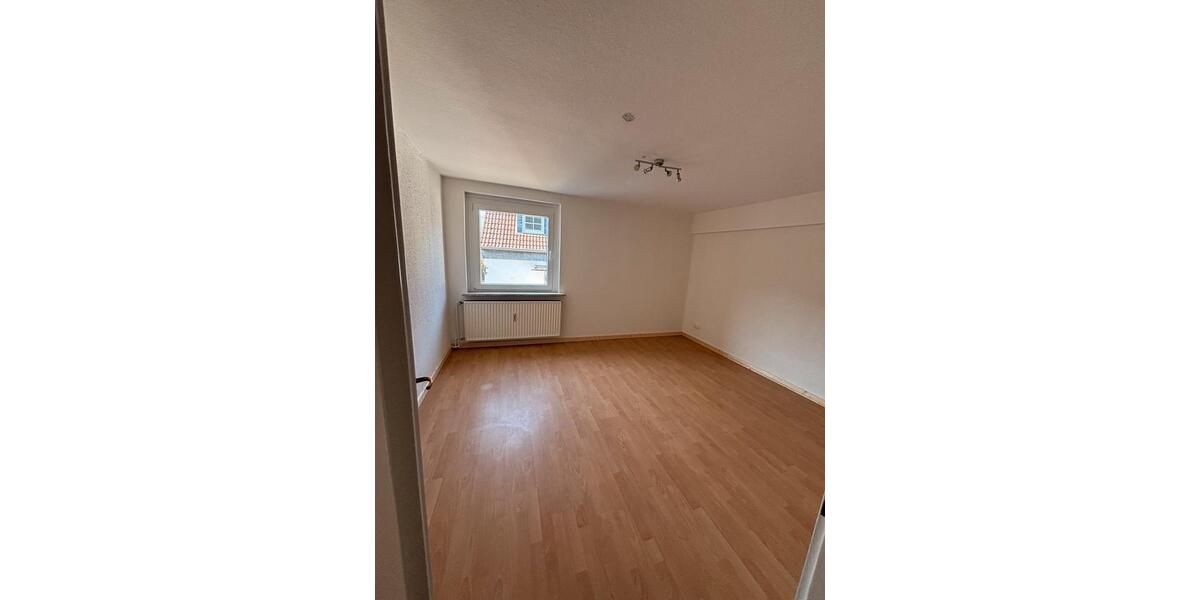 Etagenwohnung Gehrden - 3 Zimmer, 70 m&sup2;, 1.100&euro; | Angebot:26073936