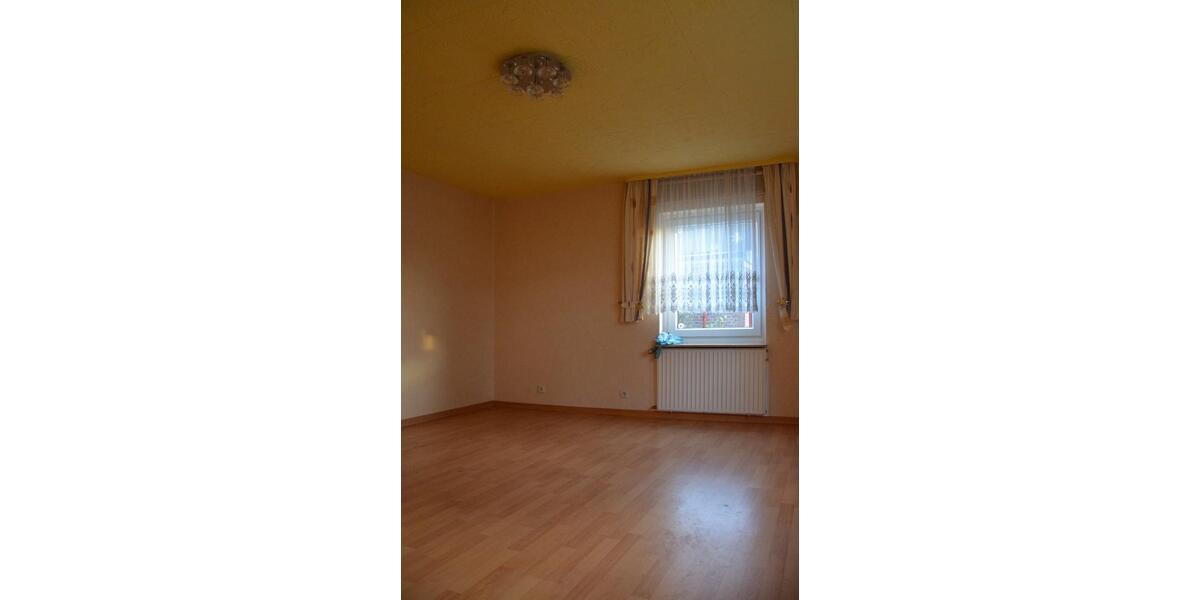 Einfamilienhaus Langenhagen Brink - 9 Zimmer, 270 m&sup2;, 540.000&euro; | Angebot:25640648