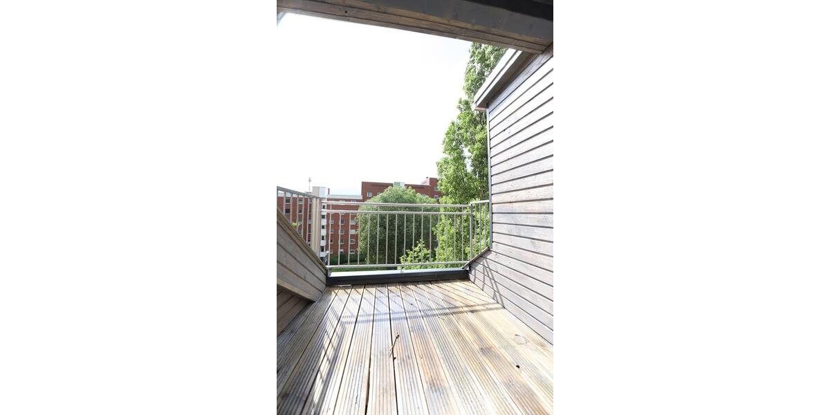 Dachgeschoßwohnung Hannover Bothfeld-Vahrenheide - 4 Zimmer, 84 m&sup2;, 209.000&euro; | Angebot:27122032