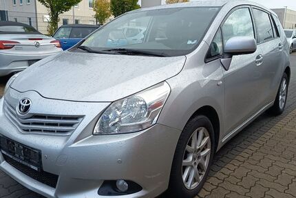Toyota Verso 136.000 km 4.800 &euro; Hannover 30179