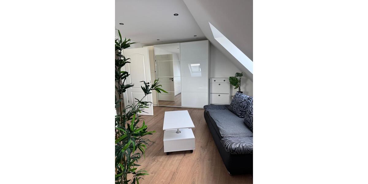 Dachgeschoßwohnung Stadthagen - 1 Zimmer, 35 m&sup2;, 600&euro; | Angebot:25879937