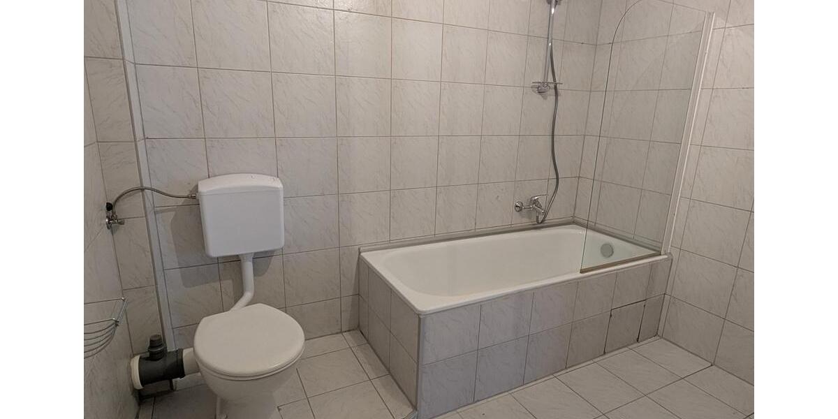 Erdgeschoßwohnung Stadthagen - 4 Zimmer, 82 m&sup2;, 870&euro; | Angebot:25979521