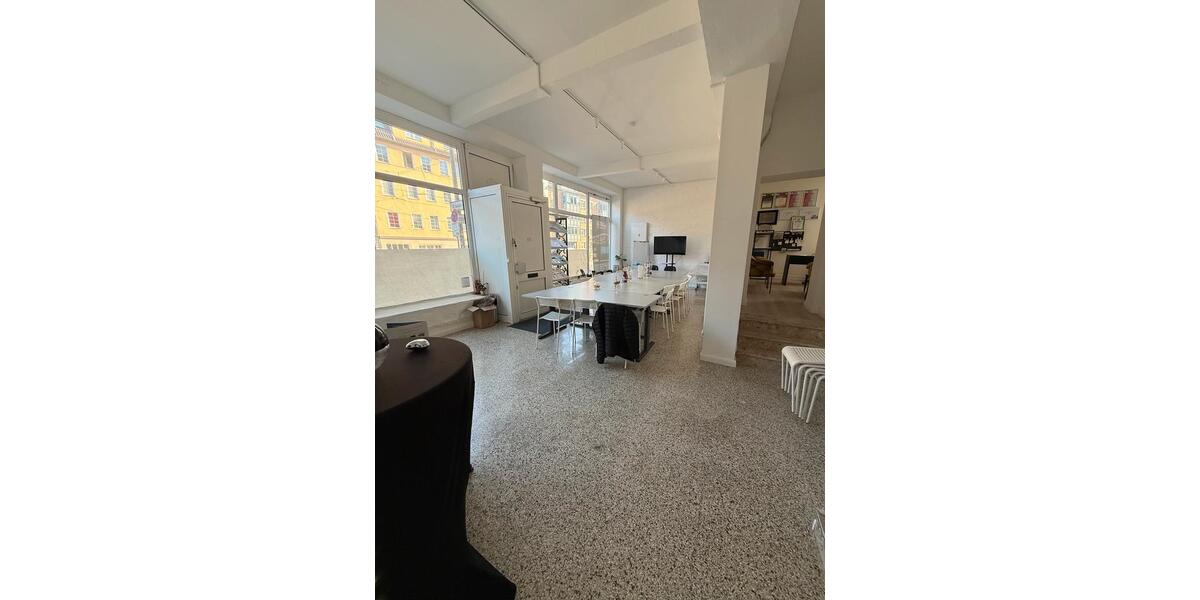 Gewerbeobjekt Hannover Nord - 2.200&euro; | Angebot:25400158