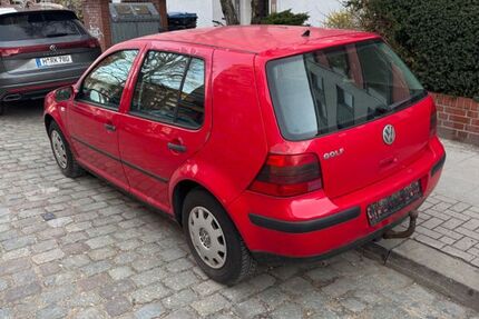 VW Golf 350.000 km 900 &euro; Hannover 30161
