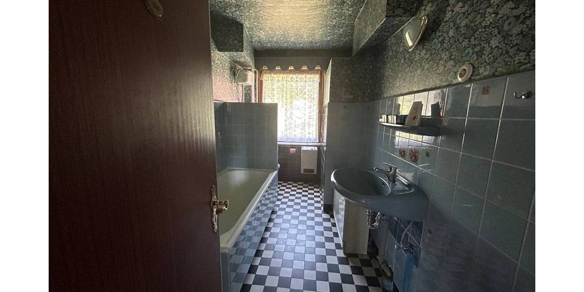 Einfamilienhaus Rodewald - 7 Zimmer, 223 m&sup2;, 275.000&euro; | Angebot:25694584