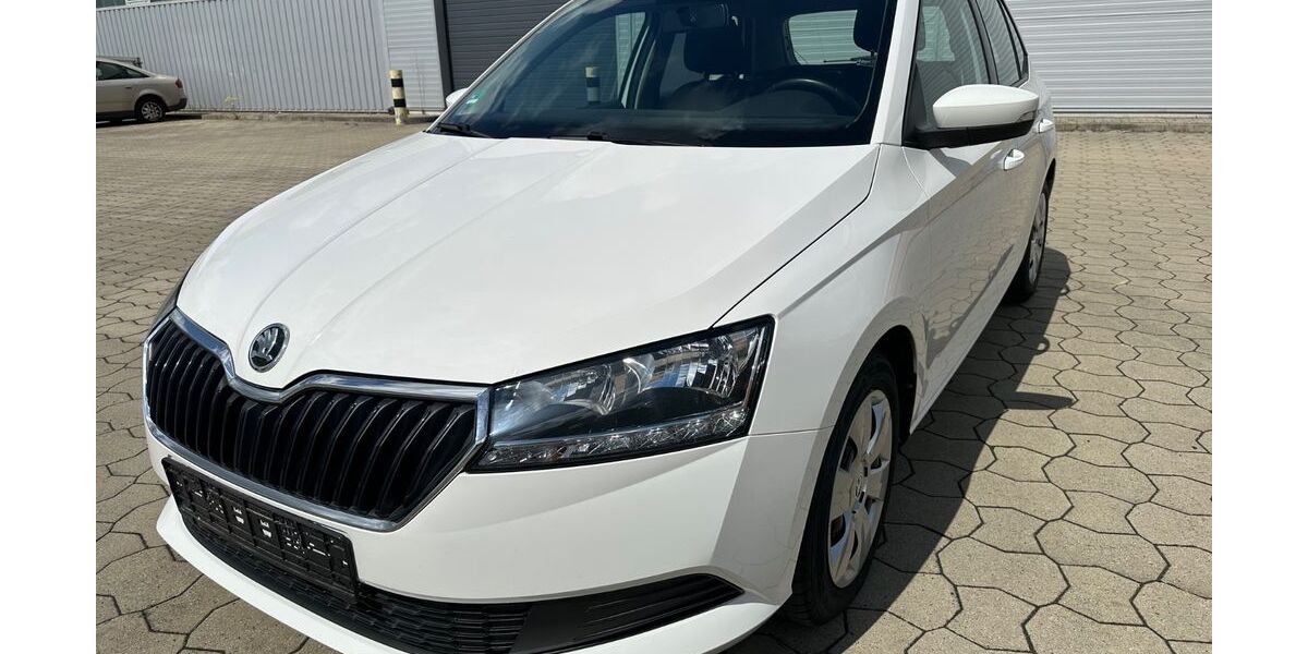 Skoda Fabia 50.900 km 9.990 &euro; Burgwedel 30938