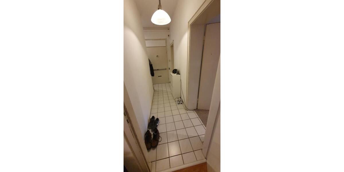 Etagenwohnung Hannover - 3 Zimmer, 75 m&sup2;, 750&euro; | Angebot:25311416