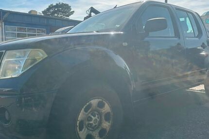 Nissan Navara 268.000 km 3.800 &euro; Seelze 30926