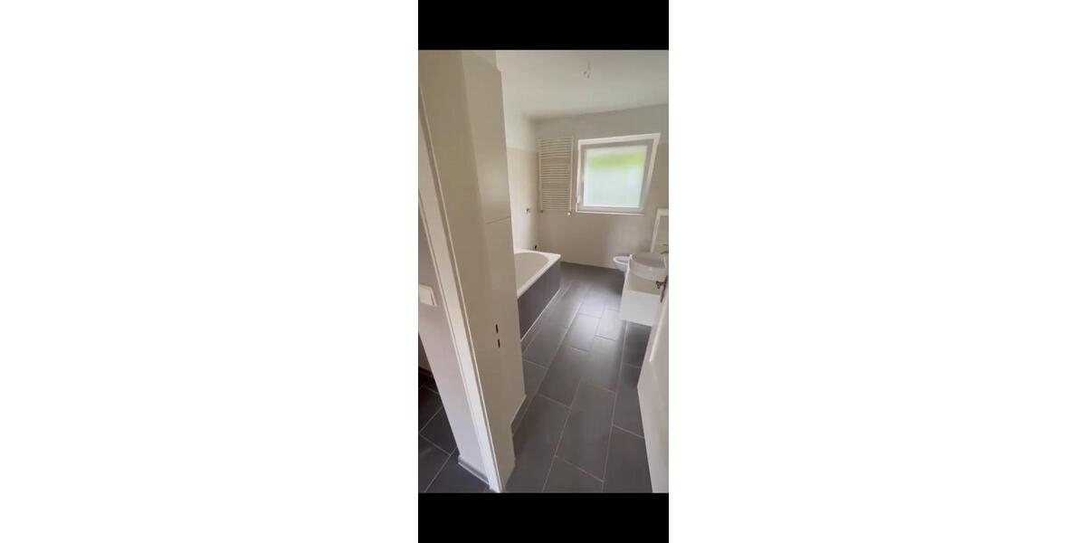 Etagenwohnung Isernhagen - 4 Zimmer, 145 m&sup2;, 416.500&euro; | Angebot:25932037