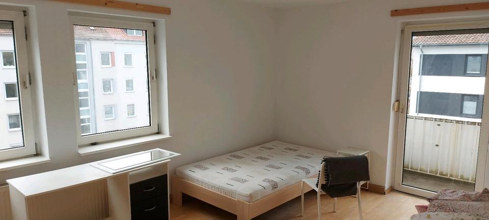 Etagenwohnung Langenhagen Engelbostel - 1 Zimmer, 16 m&sup2;, 520&euro; | Angebot:25455590