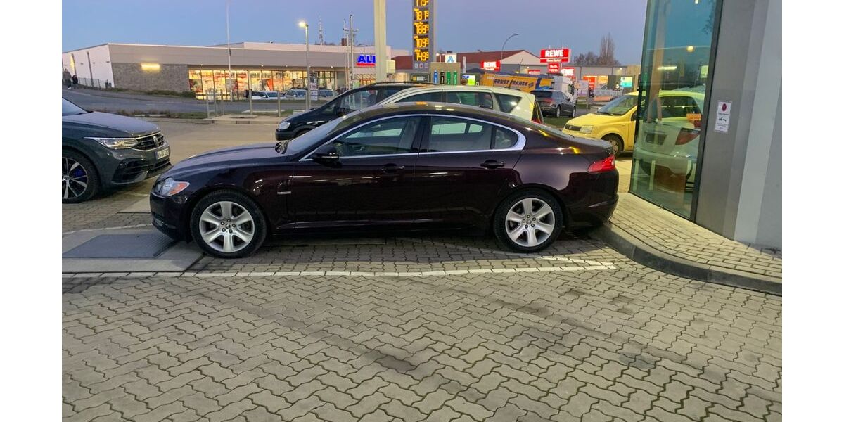 Jaguar XF 189.000 km 10.800 &euro; Neustadt 31535