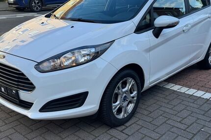 Ford Fiesta 140.500 km 3.500 &euro; Hannover 30459
