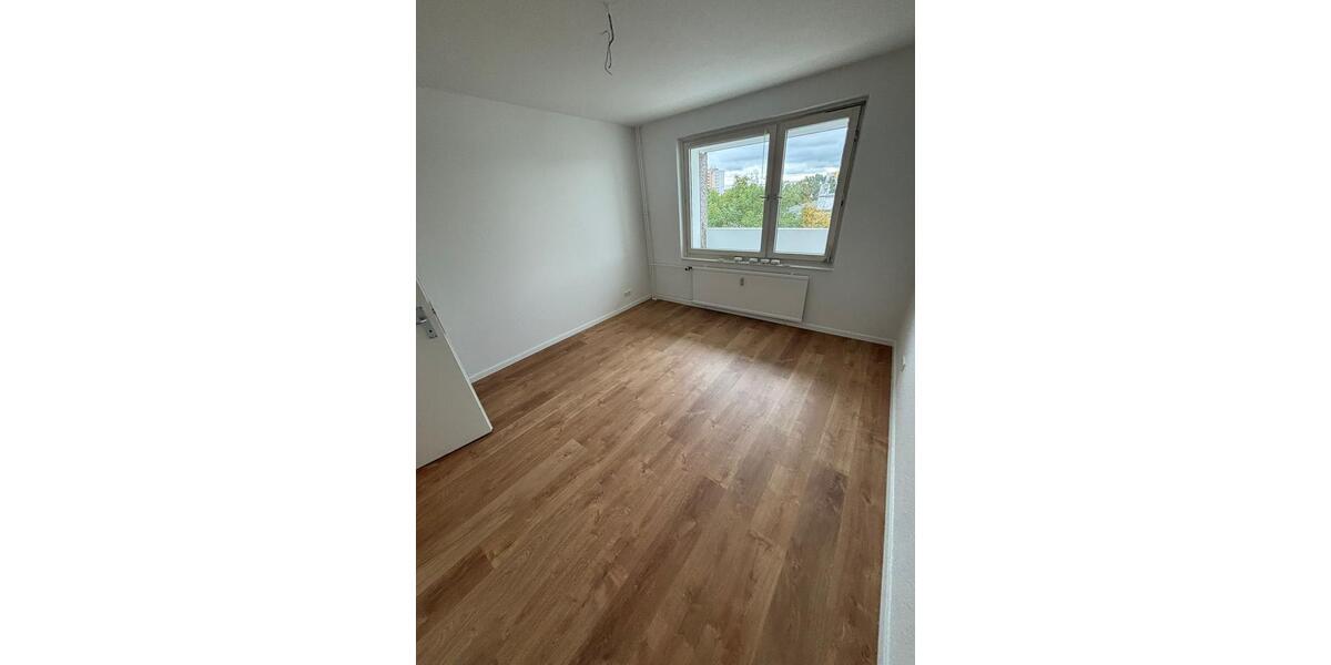 Etagenwohnung Laatzen - 3 Zimmer, 76 m&sup2;, 610&euro; | Angebot:26056850