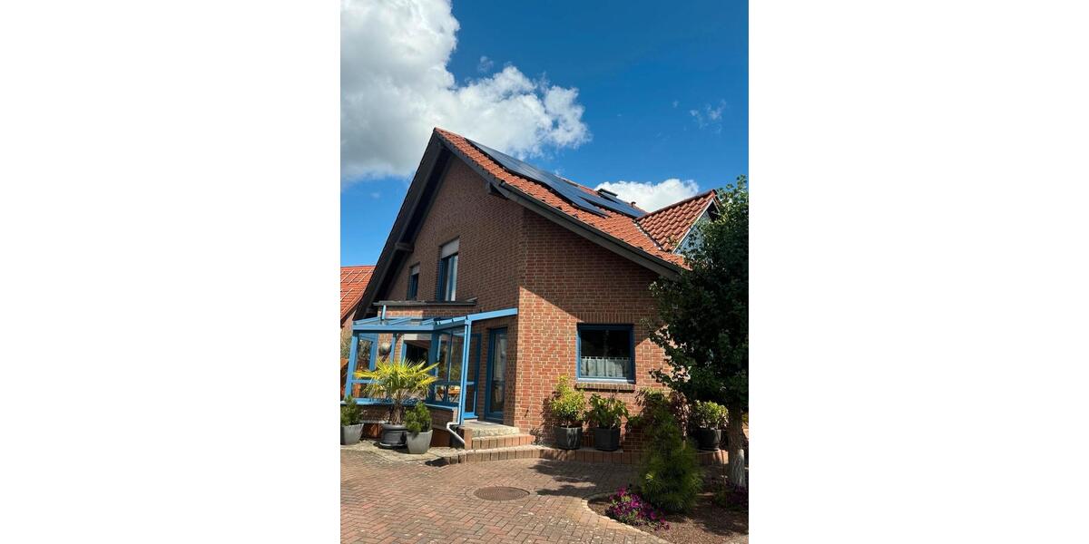 Doppelhaushälfte Neustadt am Rübenberge - 8 Zimmer, 134 m&sup2;, 415.000&euro; | Angebot:26927191