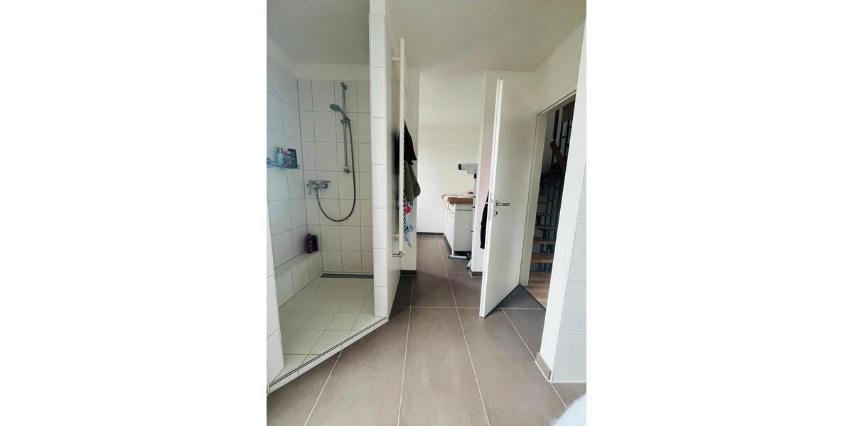 Reihenhaus Hannover Herrenhausen-Stöcken - 3.5 Zimmer, 116 m&sup2;, 1.600&euro; | Angebot:25422938