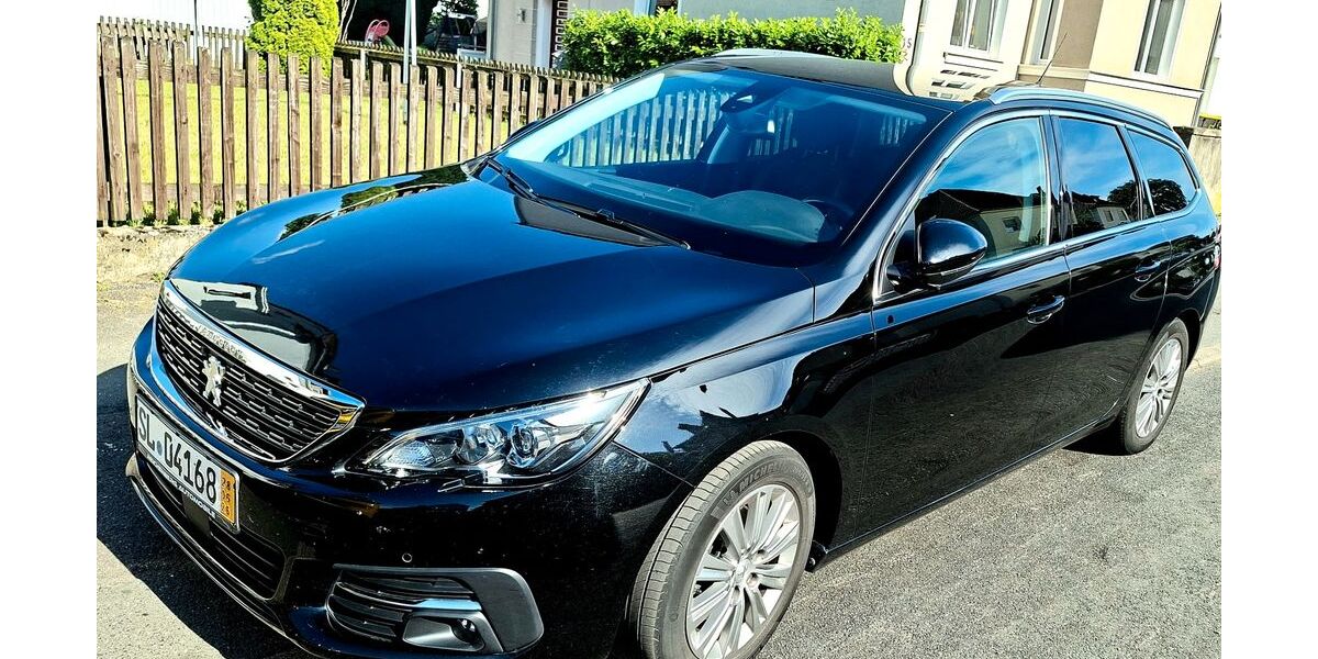 Peugeot 308 84.000 km 14.950 &euro; Seelze 30926