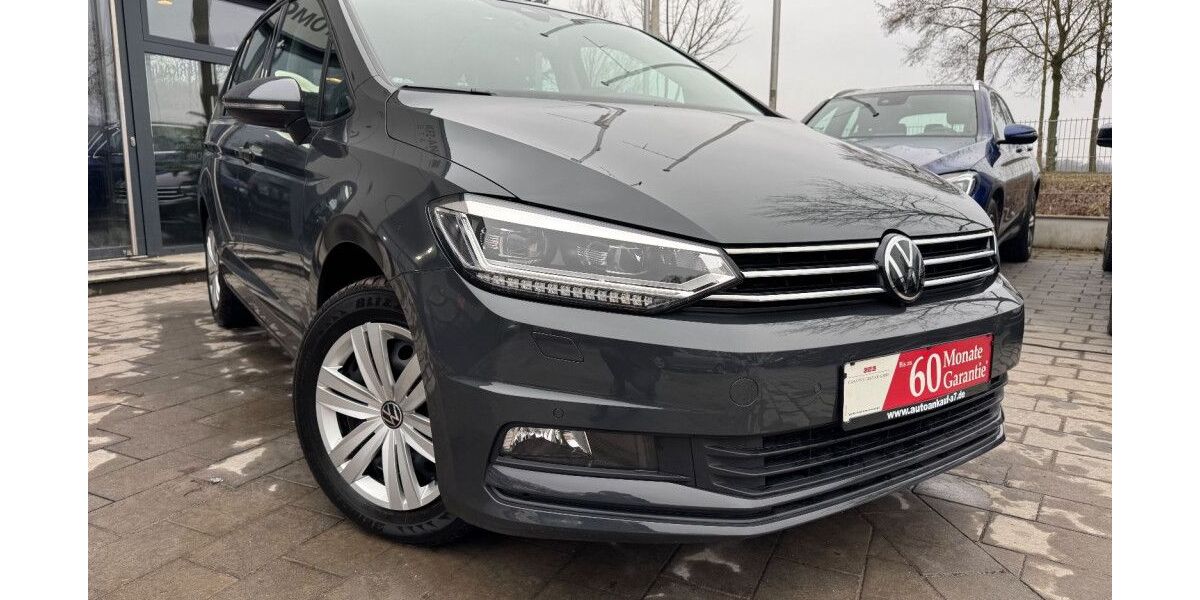 VW Touran 42.090 km 31.499 &euro; Isernhagen OT Altwarmbüchen bei Hannover A2/A7 30916