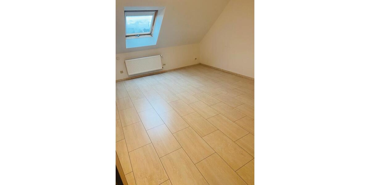 Reihenhaus Laatzen - 5 Zimmer, 126 m&sup2;, 450.000&euro; | Angebot:26006121