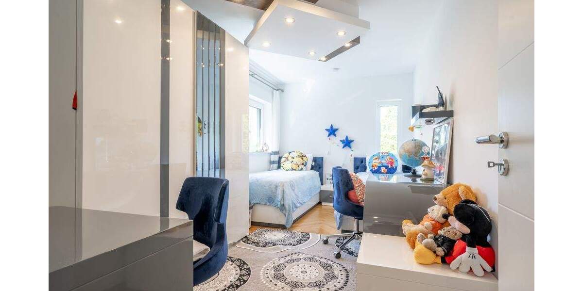 Einfamilienhaus Hannover / Isernhagen-Süd Isernhagen-Süd - 6 Zimmer, 242 m&sup2;, 2.050.000&euro; | Angebot:25731240