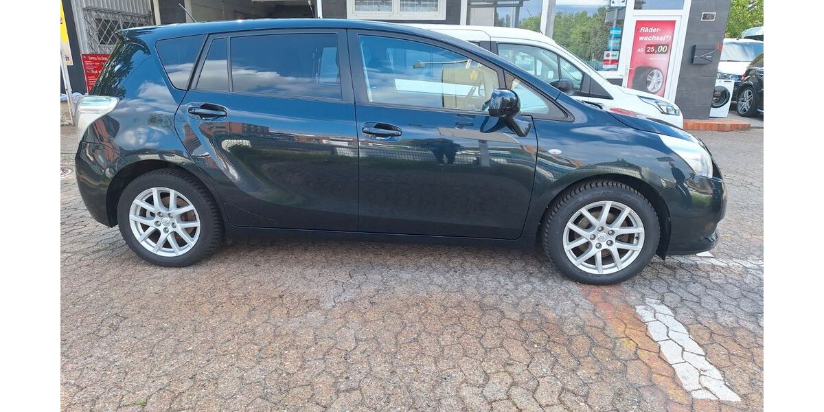 Toyota Verso 200.000 km 6.200 &euro; Hannover 30165