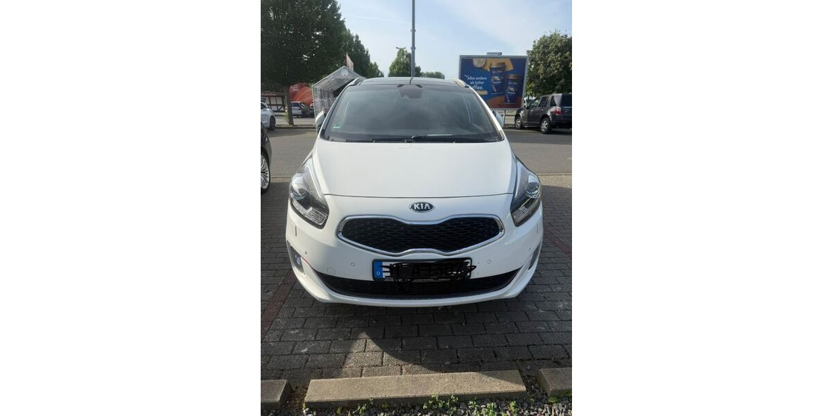 Kia Carens 180.000 km 8.900 &euro; Isernhagen 30916