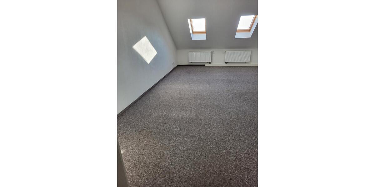 Dachgeschoßwohnung Burgwedel - 3 Zimmer, 78 m&sup2;, 470&euro; | Angebot:26634306