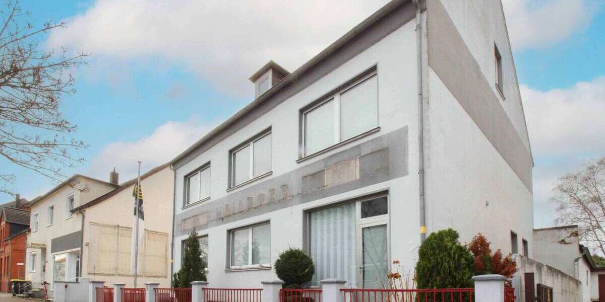 Einfamilienhaus Laatzen - 9 Zimmer, 220 m&sup2;, 649.000&euro; | Angebot:25873112