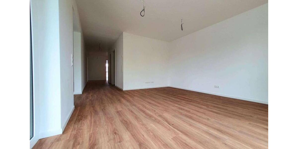Etagenwohnung Laatzen - 2 Zimmer, 90 m&sup2;, 1.149&euro; | Angebot:25266661