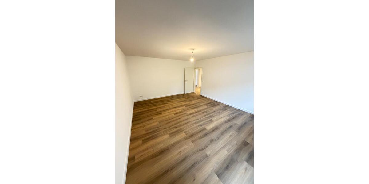Etagenwohnung Hannover Linden-Limmer - 3 Zimmer, 77 m&sup2;, 270.000&euro; | Angebot:27490076