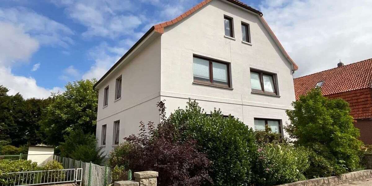 Einfamilienhaus Stadthagen - 8 Zimmer, 250 m&sup2;, 310.000&euro; | Angebot:24551202