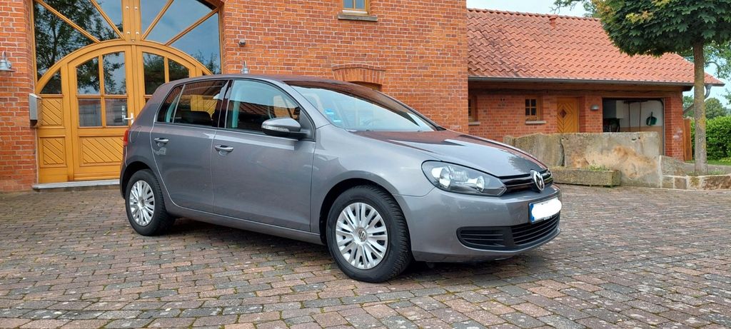 VW Golf 137.300 km 4.980 &euro; Wölpinghausen 31556