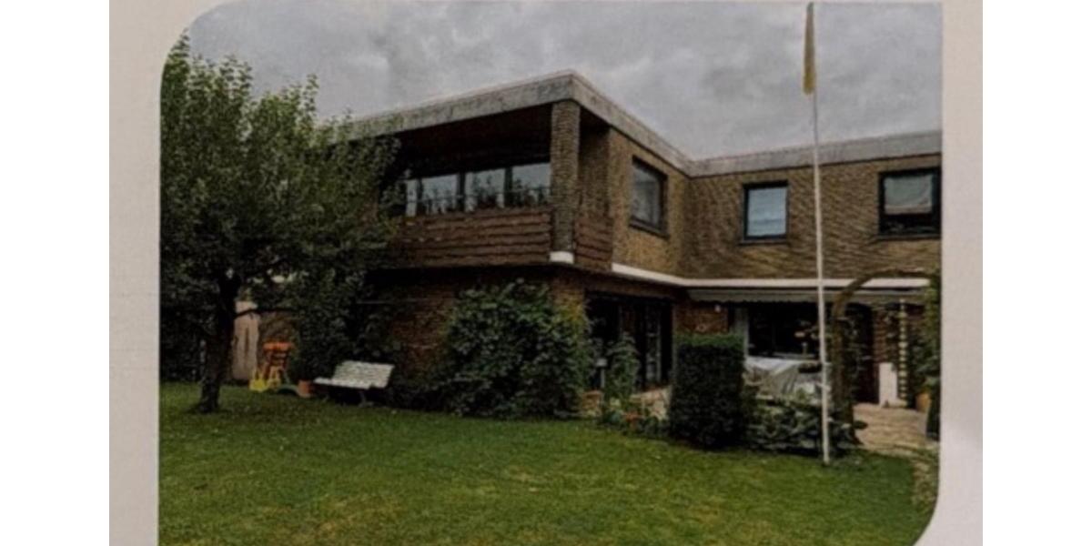 Einfamilienhaus Stadthagen - 15 Zimmer, 170 m&sup2;, 320.000&euro; | Angebot:26400271