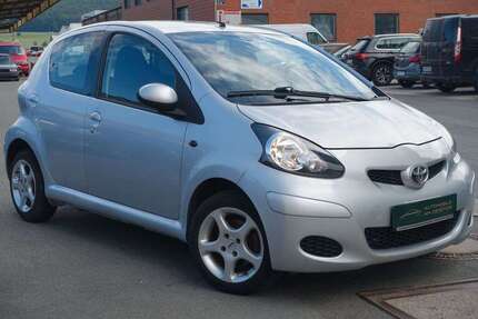 Toyota Aygo 100.000 km 3.000 &euro; Springe 31832