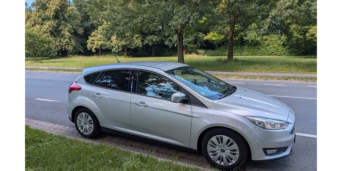 Ford Focus 101.000 km 6.399 &euro; Hannover 30169