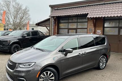 Chrysler Pacifica 52.900 km 38.900 &euro; Isernhagen 30916