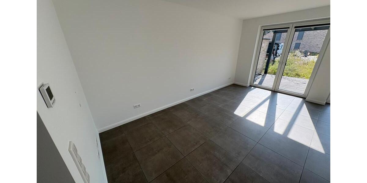 Reihenhaus Garbsen Berenbostel - 6 Zimmer, 156 m&sup2;, 1.900&euro; | Angebot:25882472