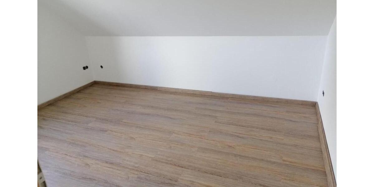 Etagenwohnung Bad Nenndorf - 4 Zimmer, 93 m&sup2;, 770&euro; | Angebot:25855681